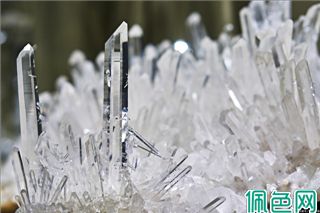 水晶是什么材质？