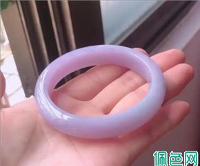 选购翡翠手镯这几个要点一定要知道