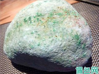 如何翡翠鉴定原石