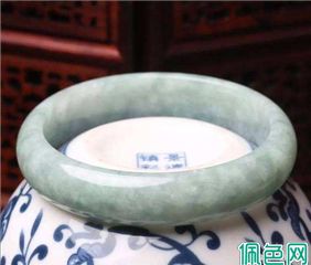 这4种翡翠劝你最好不要买，纯属浪费钱