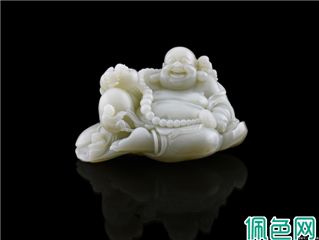 翡翠是玉的一种吗？