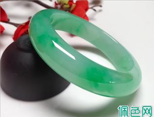翡翠意境，悟得即韵味