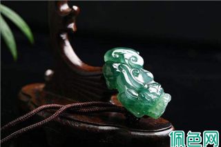 翡翠选购七大黄金标准，让你轻松成为翡翠鉴定高手！